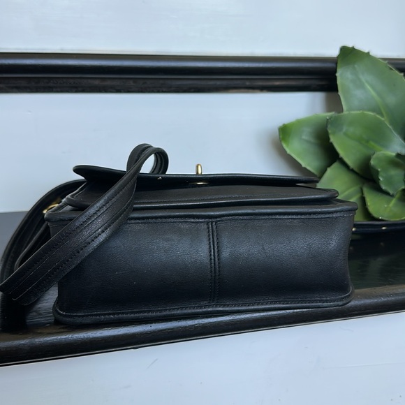 Coach vintage rambler Legacy Crossbody, shoulder handbag purse, luxurious soft - Picture 12 of 17